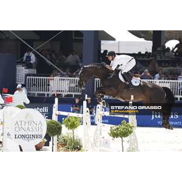 LGCT of St Tropez - Marlon Modolo Zanotelli (BRA) on Extra van Essene - St Tropez, Ramatulle beach - 1 June 2018 - ph.Stefano Grasso/LGCT