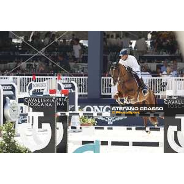 LGCT of St Tropez - Philippe Rozier (FRA) on Reveur de Kergane - St Tropez, Ramatulle beach - 1 June 2018 - ph.Stefano Grasso/LGCT