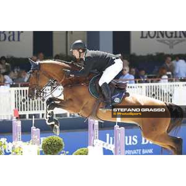 LGCT of St Tropez - Cian O?Connor (IRL) on Clenur - St Tropez, Ramatulle beach - 1 June 2018 - ph.Stefano Grasso/LGCT