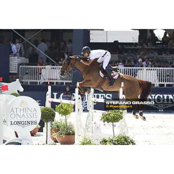 LGCT of St Tropez - Edward Lewy (FRA) on Rafale d\'Hyverniere - St Tropez, Ramatulle beach - 1 June 2018 - ph.Stefano Grasso/LGCT