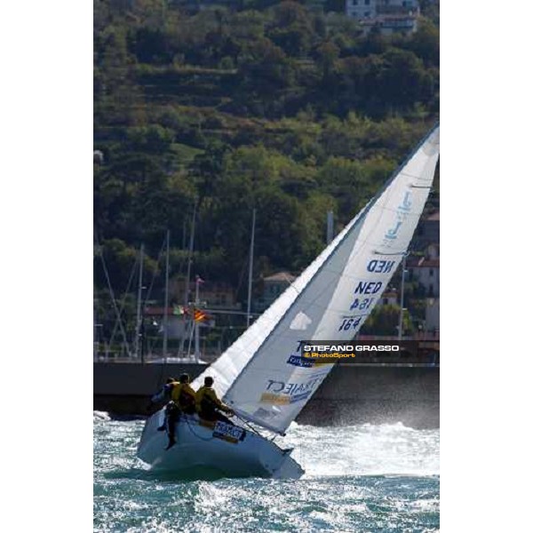 \'Eelko-Blok Ned 164 on training with 33 kts of wind Triest oct. 16 2003-ph.Stefano Grasso\' 
