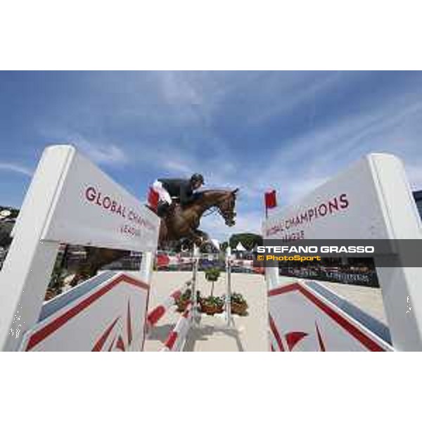 LGCT of St Tropez - Class 5 - Patrice Delaveau (FRA) on Aquila HDC - St Tropez, Ramatulle beach - 2 June 2018 - ph.Stefano Grasso/LGCT