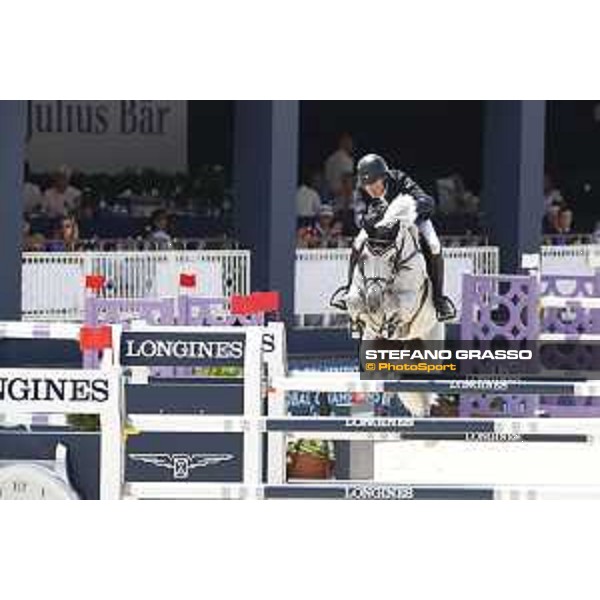LGCT of St Tropez - Class 5 - Michael Whitaker (GBR) on Valmy de la Lande - St Tropez, Ramatulle beach - 2 June 2018 - ph.Stefano Grasso/LGCT