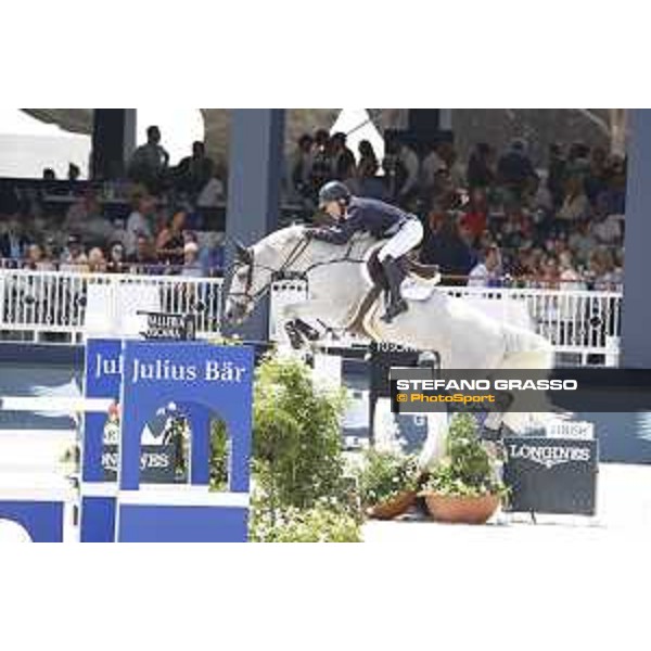 LGCT of St Tropez - Class 5 - Michael Whitaker (GBR) on Valmy de la Lande - St Tropez, Ramatulle beach - 2 June 2018 - ph.Stefano Grasso/LGCT
