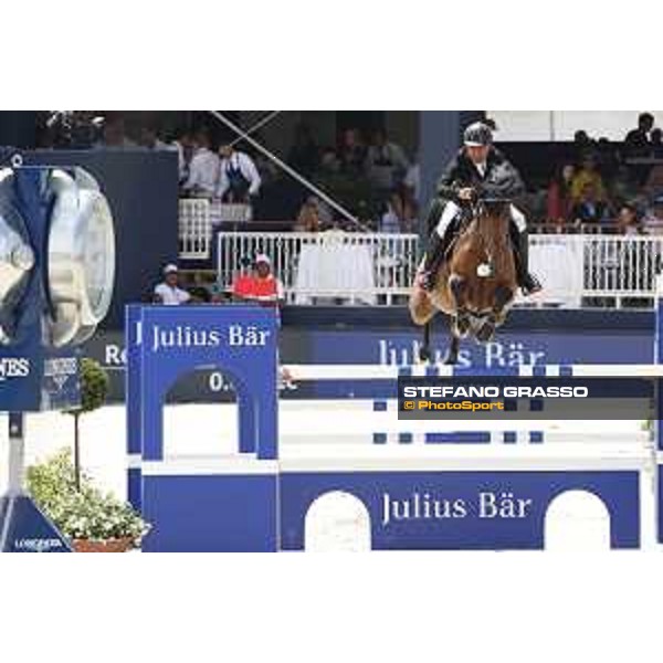 LGCT of St Tropez - Class 5 - Rene Lopez (COL) on Twig du Veillon - St Tropez, Ramatulle beach - 2 June 2018 - ph.Stefano Grasso/LGCT