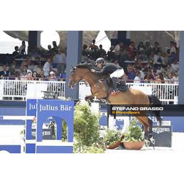 LGCT of St Tropez - Class 5 - Rene Lopez (COL) on Twig du Veillon - St Tropez, Ramatulle beach - 2 June 2018 - ph.Stefano Grasso/LGCT