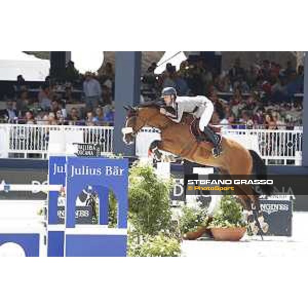 LGCT of St Tropez - Class 5 - Peder Fredricson (SWE) on Hansson WL - St Tropez, Ramatulle beach - 2 June 2018 - ph.Stefano Grasso/LGCT