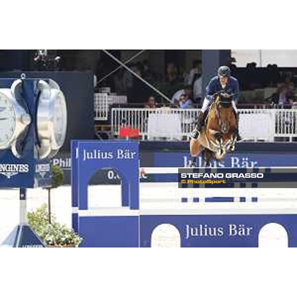 LGCT of St Tropez - Class 5 - Philippe Rozier (FRA) on Cristallo A LM - St Tropez, Ramatulle beach - 2 June 2018 - ph.Stefano Grasso/LGCT