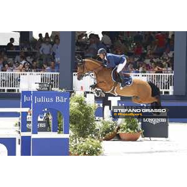LGCT of St Tropez - Class 5 - Philippe Rozier (FRA) on Cristallo A LM - St Tropez, Ramatulle beach - 2 June 2018 - ph.Stefano Grasso/LGCT