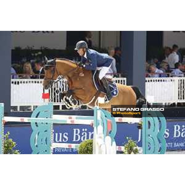 LGCT of St Tropez - Class 5 - Philippe Rozier (FRA) on Cristallo A LM - St Tropez, Ramatulle beach - 2 June 2018 - ph.Stefano Grasso/LGCT