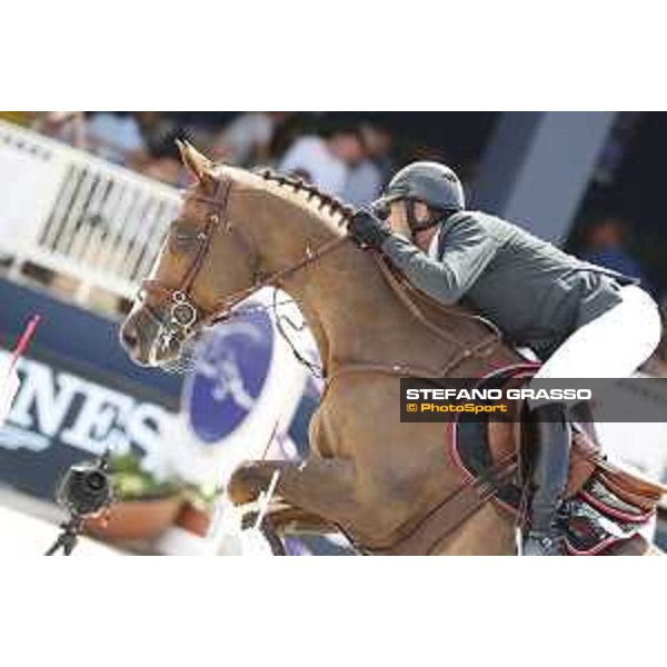 LGCT of St Tropez - Class 5 - Patrice Delaveau (FRA) on Aquila HDC - St Tropez, Ramatulle beach - 2 June 2018 - ph.Stefano Grasso/LGCT