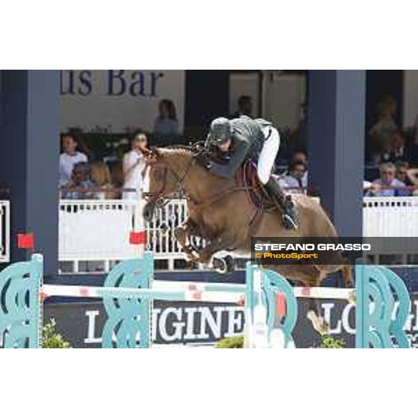LGCT of St Tropez - Class 5 - Patrice Delaveau (FRA) on Aquila HDC - St Tropez, Ramatulle beach - 2 June 2018 - ph.Stefano Grasso/LGCT