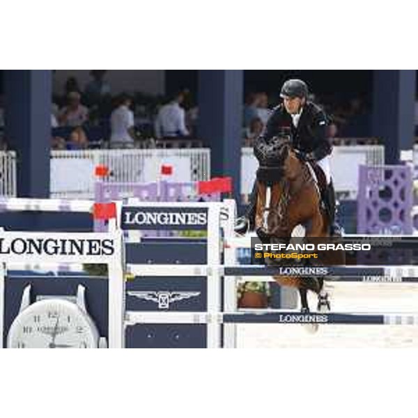 LGCT of St Tropez - Class 5 - Piergiorgio Bucci (ITA) on Diesel GP du Bois Madame - St Tropez, Ramatulle beach - 2 June 2018 - ph.Stefano Grasso/LGCT