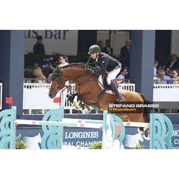 LGCT of St Tropez - Class 5 - Piergiorgio Bucci (ITA) on Diesel GP du Bois Madame - St Tropez, Ramatulle beach - 2 June 2018 - ph.Stefano Grasso/LGCT
