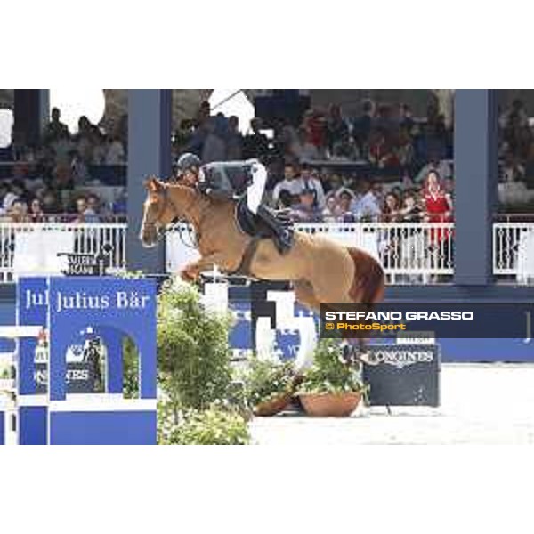 LGCT of St Tropez - Class 5 - Julien Epaillard (FRA) on Usual Suspect d?Auge - St Tropez, Ramatulle beach - 2 June 2018 - ph.Stefano Grasso/LGCT