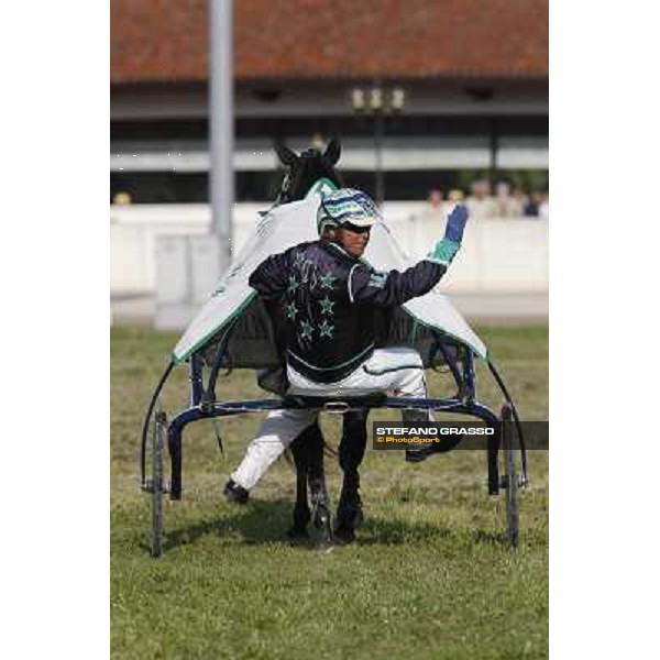 Marco Smorgon with Leonida Grif comes back to the stable after winning the 105¡ Elwood Medium Padova, 1st may 2008 ph. Stefano Grasso