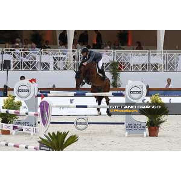 LGCT of Cannes - Class 4 - Jur Vrieling (NED) on Etoulon VDL - Cannes, Stade des Hesperides - 7 June 2018 - ph.Stefano Grasso/LGCT