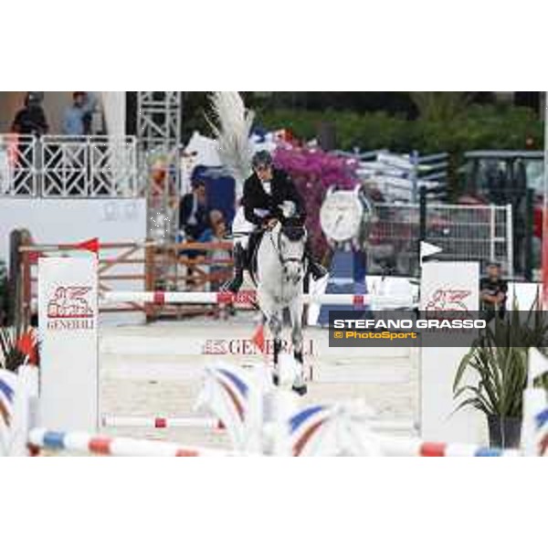 LGCT of Cannes - Class 4 - Olivier Robert (FRA) on Cache v. - Cannes, Stade des Hesperides - 7 June 2018 - ph.Stefano Grasso/LGCT