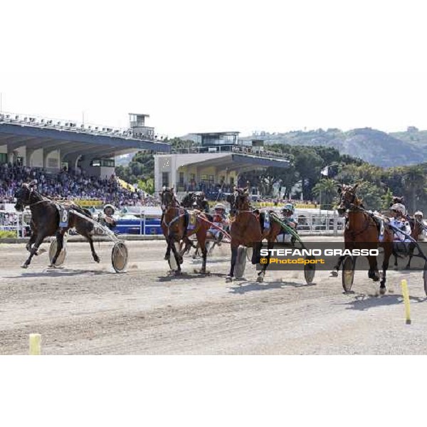 at right Roberto Vecchione with Algiers Hall wins the 3rd heat of Gran Premio Lotteria di Agnano beating Enrico Bellei with Ghiaccio del Nord and Andrea Guzzinati with Ro Lo Napoli, 4th may 2008 ph. Stefano Grasso