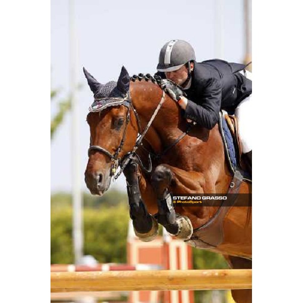 Antonio Alfonso on Passe-Portout during the Italian showjumping championships Augusta, 27th april 2008 ph. Stefano Grasso