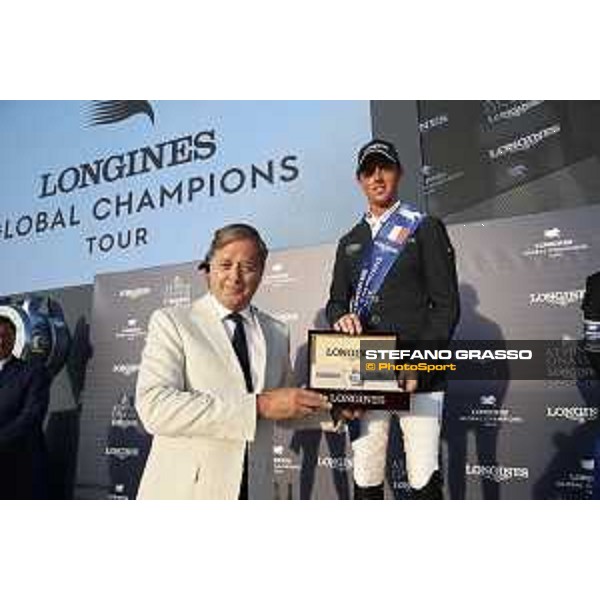 LGCT of St Tropez - Grand Prix - Prize giving ceremony - Ben Maher (GBR) and Charles Villoz (VP and Head of International Sales at Longines) - St Tropez, - 2 June 2018 - ph.Stefano Grasso/LGCT