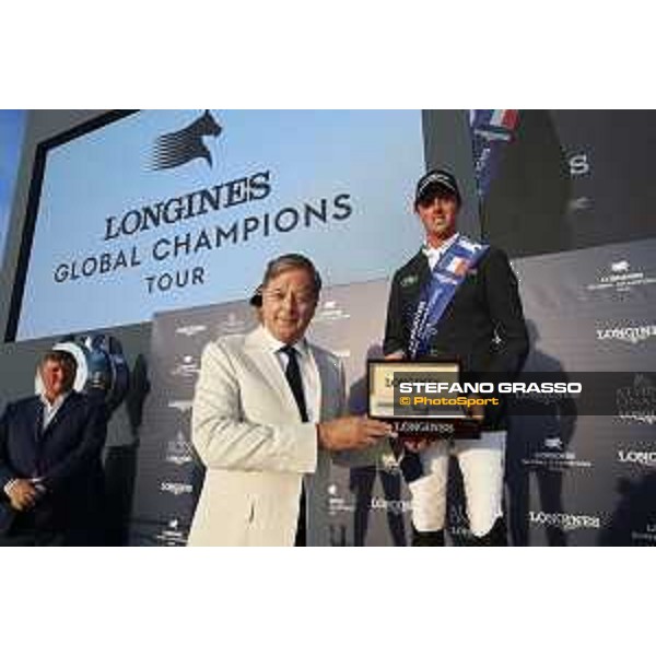 LGCT of St Tropez - Grand Prix - Prize giving ceremony - Ben Maher (GBR) and Charles Villoz (VP and Head of International Sales at Longines) - St Tropez, - 2 June 2018 - ph.Stefano Grasso/LGCT