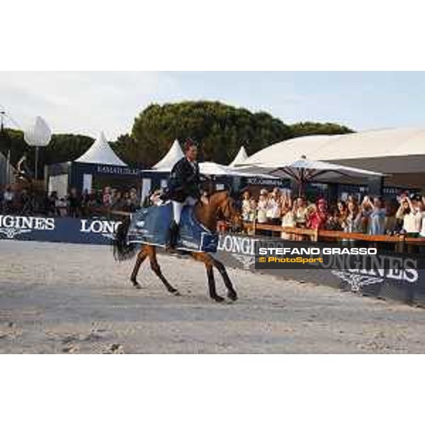 LGCT of St Tropez - Grand Prix - Prize giving ceremony - Lap of honour for Ben Maher (GBR) - St Tropez, - 2 June 2018 - ph.Mario Grassia/LGCT