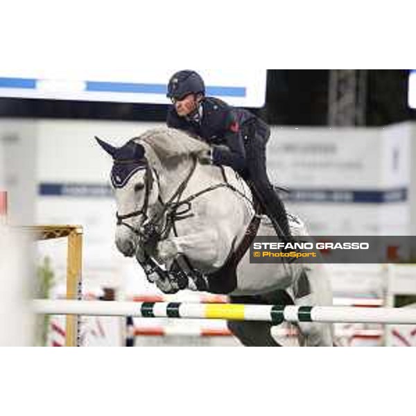 LGCT of Cascais-Estoril - Class 2 - Lorenzo de Luca (ITA) on Limestone Grey - Cascais-Estoril, Hipodromo Manuel Possolo, 14 June 2018 - ph.Stefano Grasso/LGCT