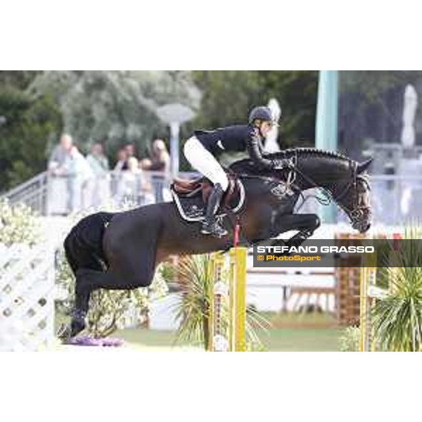 LGCT of Cascais-Estoril - Class 3 - Emily Moffitt (GBR) on Copain du Perchet CH - Cascais-Estoril, Hipodromo Manuel Possolo, 15 June 2018 - ph.Stefano Grasso/LGCT