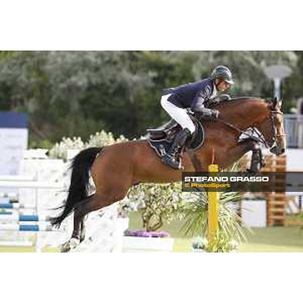 LGCT of Cascais-Estoril - Class 3 - Julien Epaillard (FRA) on Safari D?Auge - Cascais-Estoril, Hipodromo Manuel Possolo, 15 June 2018 - ph.Stefano Grasso/LGCT