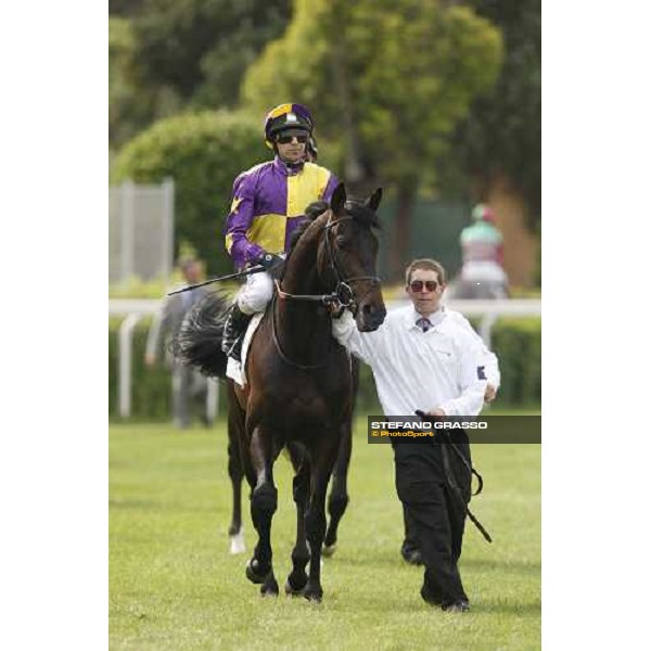 Alan Munro parading on Bouguereau before the 125¡ Derby Italiano Rome, 11th may 2008 ph. Stefano Grasso