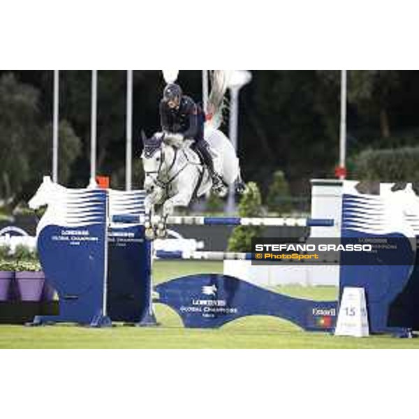 LGCT of Cascais-Estoril - Class 4 - Lorenzo de Luca (ITA) on Limestone Grey - Cascais-Estoril, Hipodromo Manuel Possolo, 15 June 2018 - ph.Stefano Grasso/LGCT