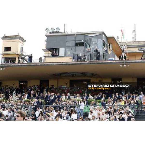 the owner\'s grandstand at 125¡ Derby Italiano Rome, 11th may 2008 ph. Stefano Grasso