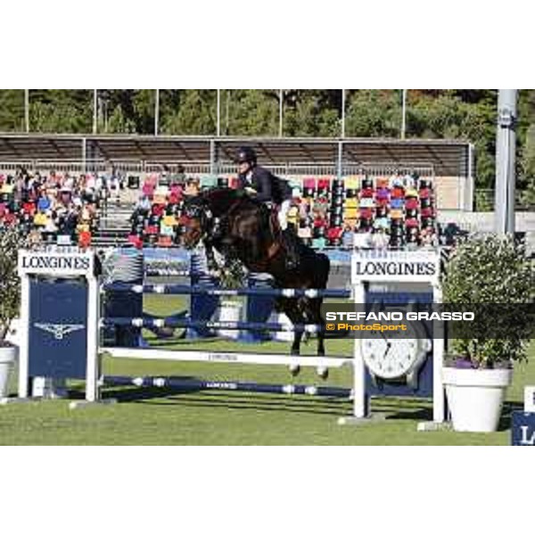 LGCT of Cascais-Estoril - Class 1 - Darragh Kenny (IRL) on Balou du Reventon - Cascais-Estoril, Hipodromo Manuel Possolo, 14 June 2018 - ph.Stefano Grasso/LGCT