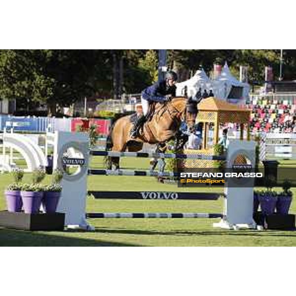 LGCT of Cascais-Estoril - Class 1 - Martin Fuchs (SUI) on Cristo - Cascais-Estoril, Hipodromo Manuel Possolo, 14 June 2018 - ph.Stefano Grasso/LGCT