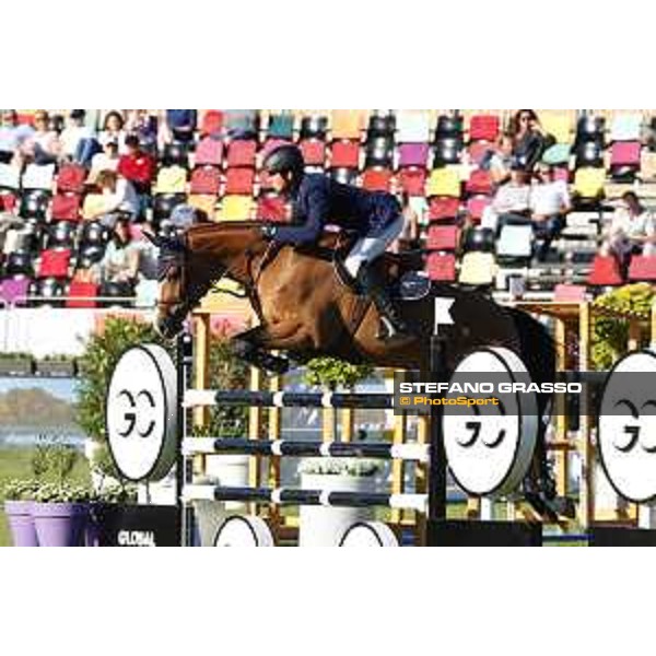 LGCT of Cascais-Estoril - Class 1 - Martin Fuchs (SUI) on Cristo - Cascais-Estoril, Hipodromo Manuel Possolo, 14 June 2018 - ph.Stefano Grasso/LGCT