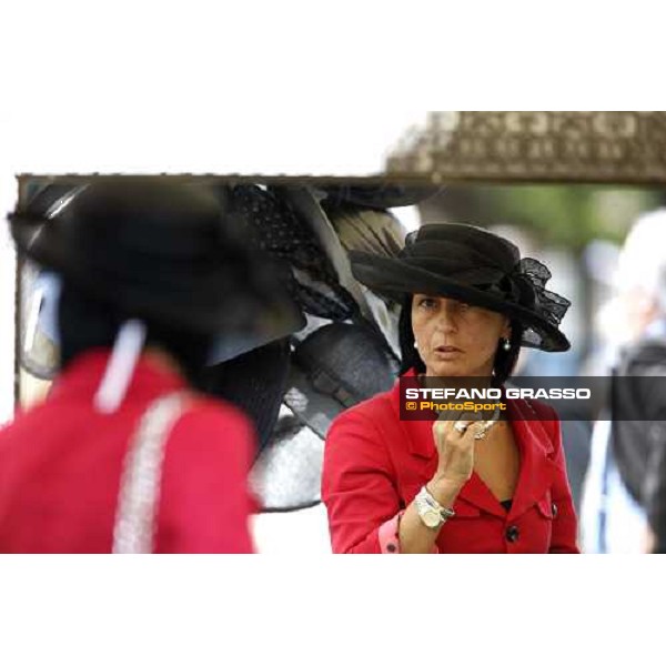fashion hats at the 125¡ Derby Italiano Rome, 11th may 2008 ph. Stefano Grasso