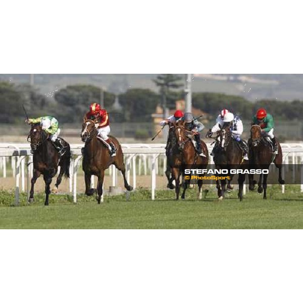 Kerrin Mc Evoy on Saddex fights with Neil Callan on Pressing at the last few meters to the line of the Premio Presidente della Repubblica At the Races Rome, 18th may 2008 ph. Stefano Grasso