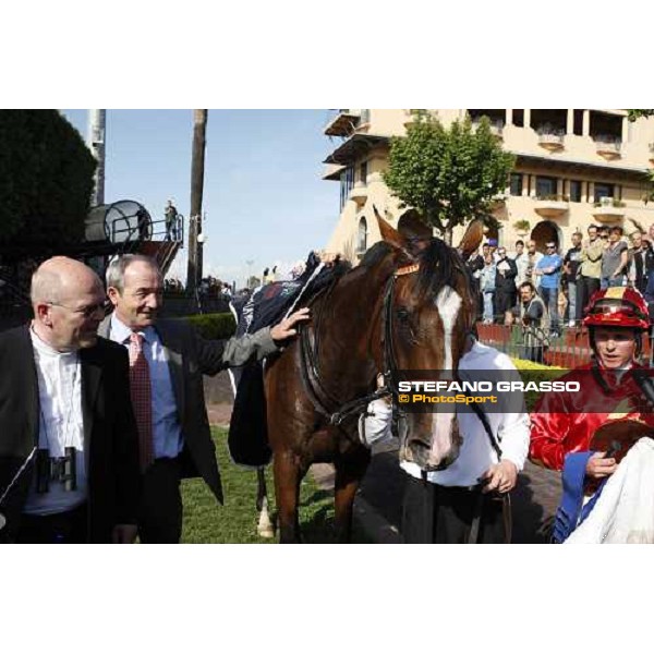 Peter Rau with Saddex and Kerrin Mc Evoy after winning The Gran Premio Presidente della Repubblica at the Races Rome, 18th may 2008 ph. Stefano Grasso