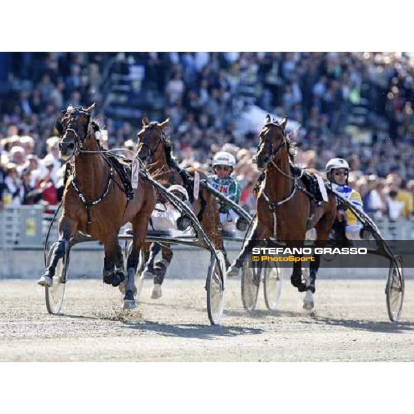 Jean Michel Bazire with Expoloit Caf wins the Elitloppet Solvalla, 25th may 2008 ph. Stefano Grasso