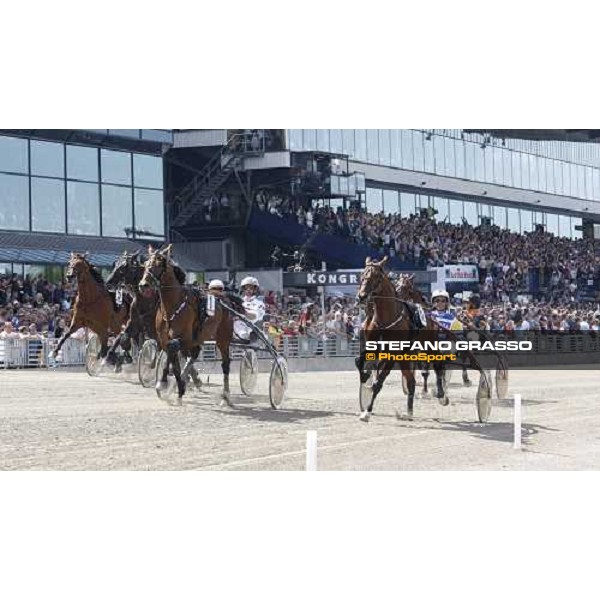 Jean Michel Bazire with Exploit Caf wins the 1st heat of the Elitloppet beating Going Kronos Solvalla, 25th may 2008 ph. Stefano Grasso