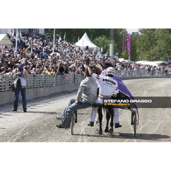 Jean Michel Bazire parade after winning with Exploit Caf the Elitloppet Solvalla, 25th may 2008 ph. Stefano Grasso