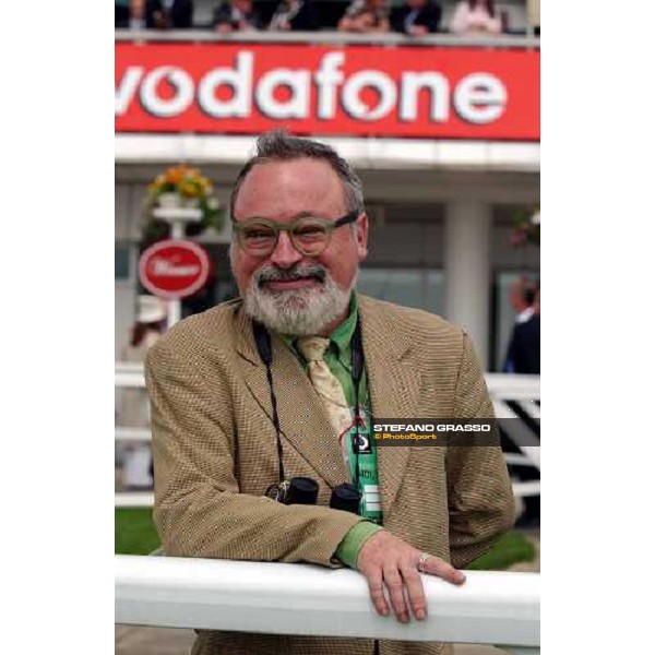 Fernando Savater at Epsom Downs The Vodafone Oaks Espom 4th june 2004 ph. Stefano Grasso