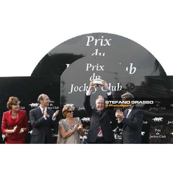 Jacques Detre, owner of Vision d\' Etat, stands the trophy after winning with his horse the Prix du Jockey Club Paris Chantilly, 1st june 2008 ph. Stefano Grasso