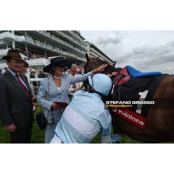 Frankie Dettori The Vodafone Oaks Espom 4th june 2004 ph. Stefano Grasso