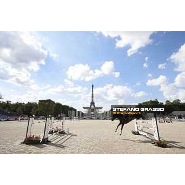 LGCT of Paris Eiffel - Warm up - Edwina Tops-Alexander (AUS) - Paris Eiffel, Champ de Mars, 4 July 2018 - ph.Stefano Grasso/LGCT