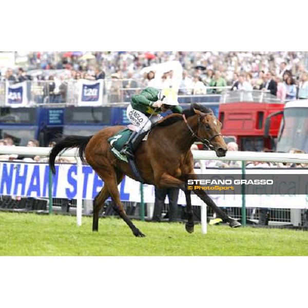 Seb Sanders on Look Here flyes alone towards the line and goes to win the Juddmonte Oaks Epsom, 6th june 2008 ph. Stefano Grasso