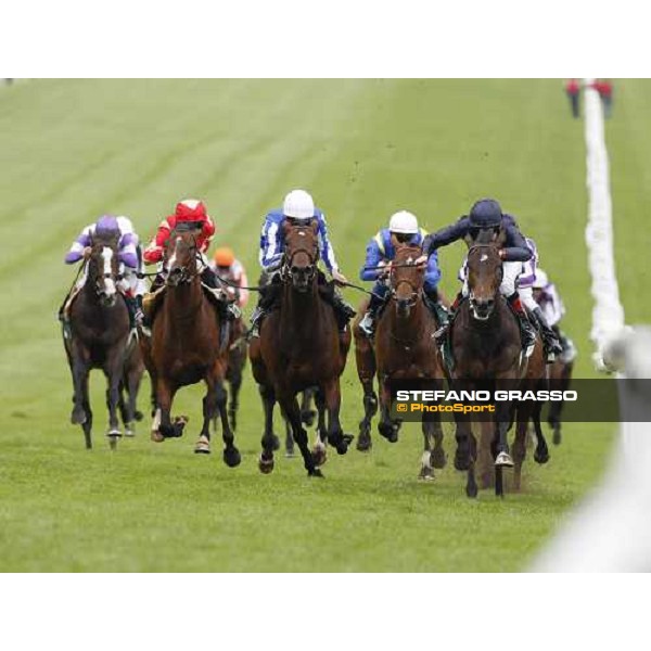 Johnny Murtagh on Soldier of Fortune wins the Juddmonte Coronation Cup beating Richard Hughes on Youmzain Epsom, 6th june 2008 ph. Stefano Grasso