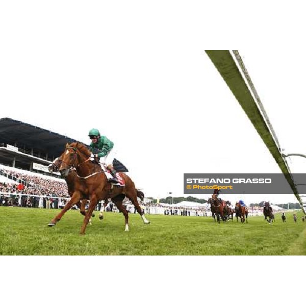 Kevin Manning on New Approach wins the Vodafone Derby Epsom, 7th june 2008 ph. Stefano Grasso