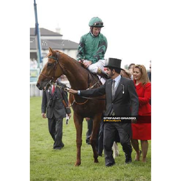 Princess Haya of Jordan, Sheihk Mohamed with New Approach and Kevin Manning coming back to the winner circle after winning the Vodafone Derby Epsom, 7th june 2008 ph. Stefano Grasso